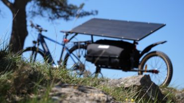 Explorer 100% solar trailer